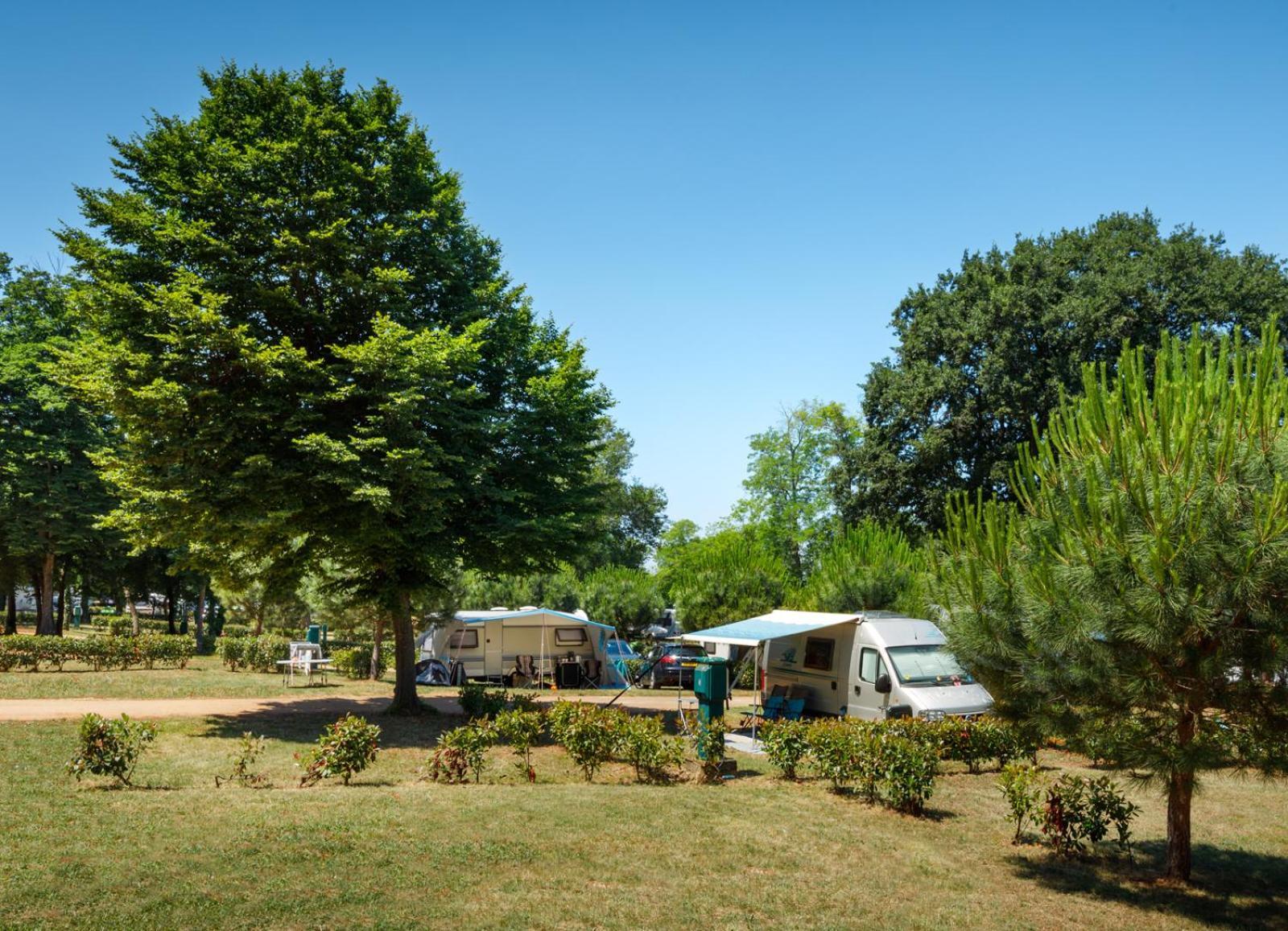 Aminess Planet Camping Maravea Resort - Pitches Novigrad  Екстер'єр фото