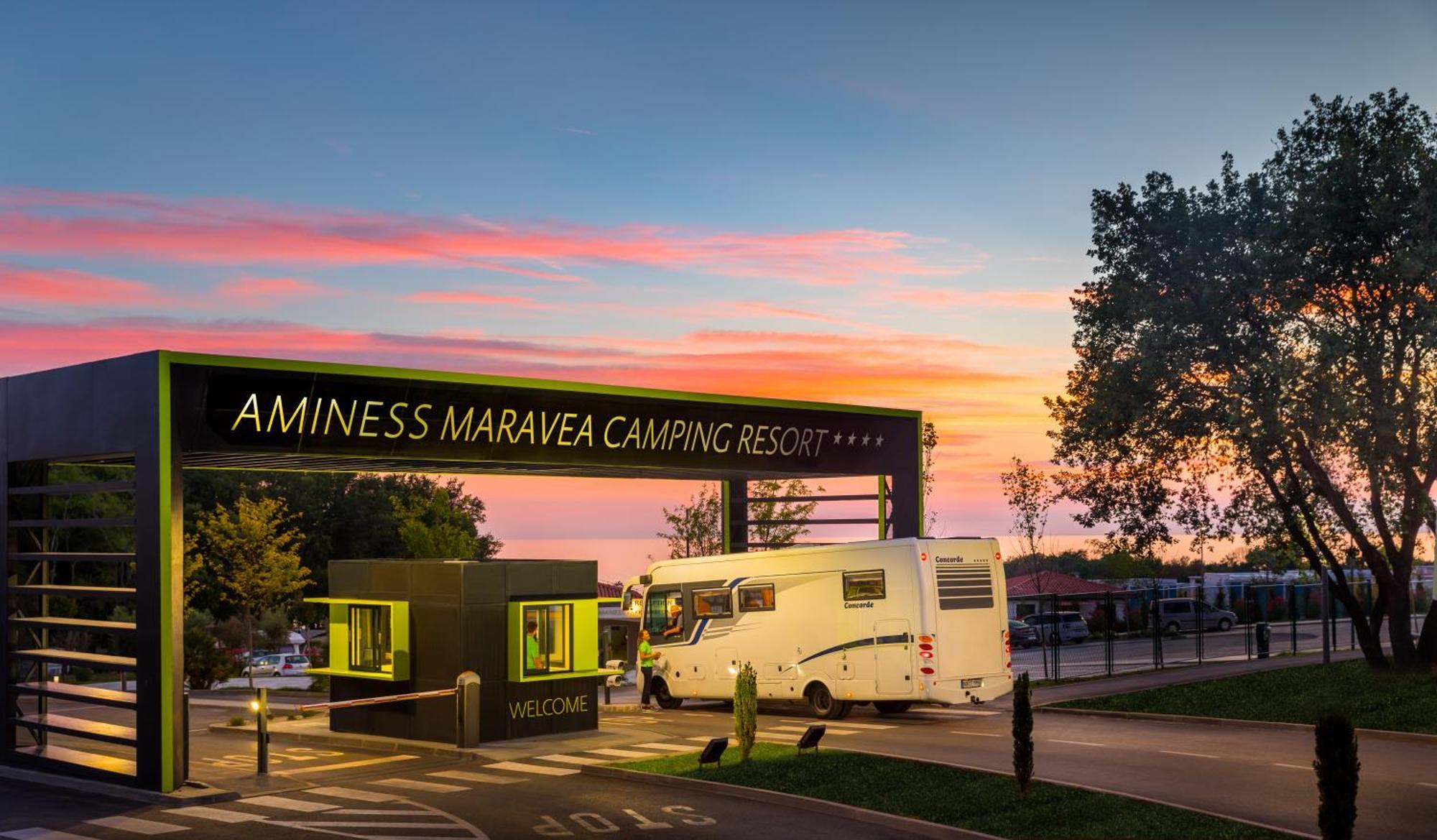 Aminess Planet Camping Maravea Resort - Pitches Novigrad  Екстер'єр фото